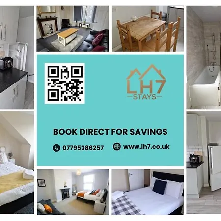 Holiday home Spacious 5 Bedroom - Free Parking - Fast Wifi - Contractor Friendly *