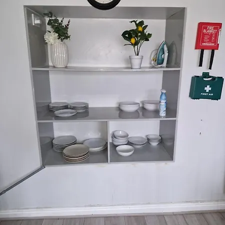 Holiday home Spacious 5 Bedroom - Free Parking - Fast Wifi - Contractor Friendly Bradford (West Yorkshire)
